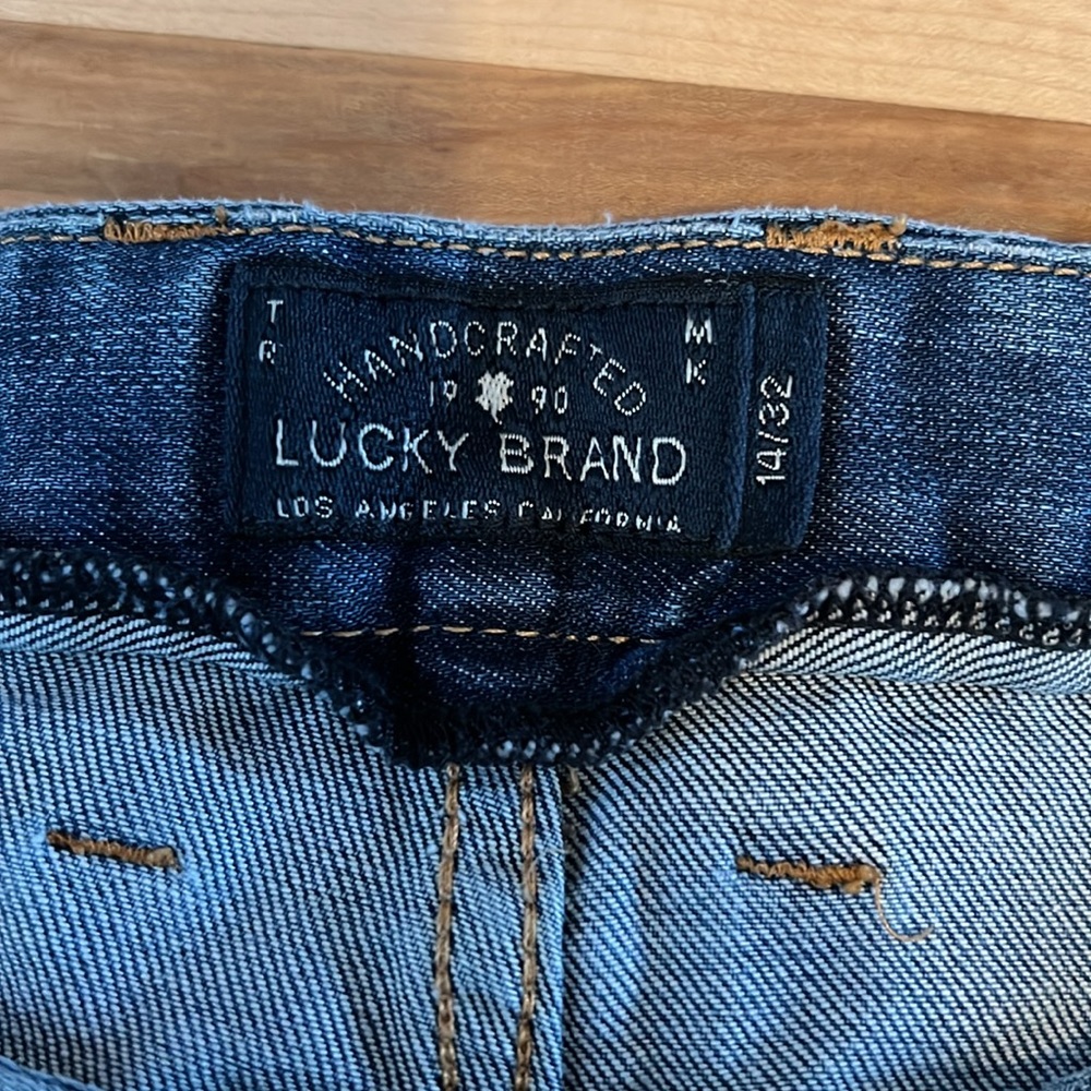 Lucky Brand Sweet Crop Jeans Size 14 / 32 - Picture 6 of 14